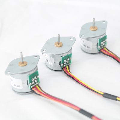 20BY45 12V 2-चरण स्टेपर मोटर 18 डिग्री 3000rpm